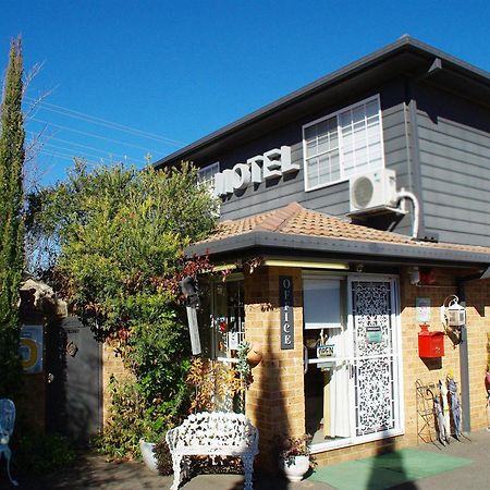 White Lanterns Motel Armidale Exterior photo