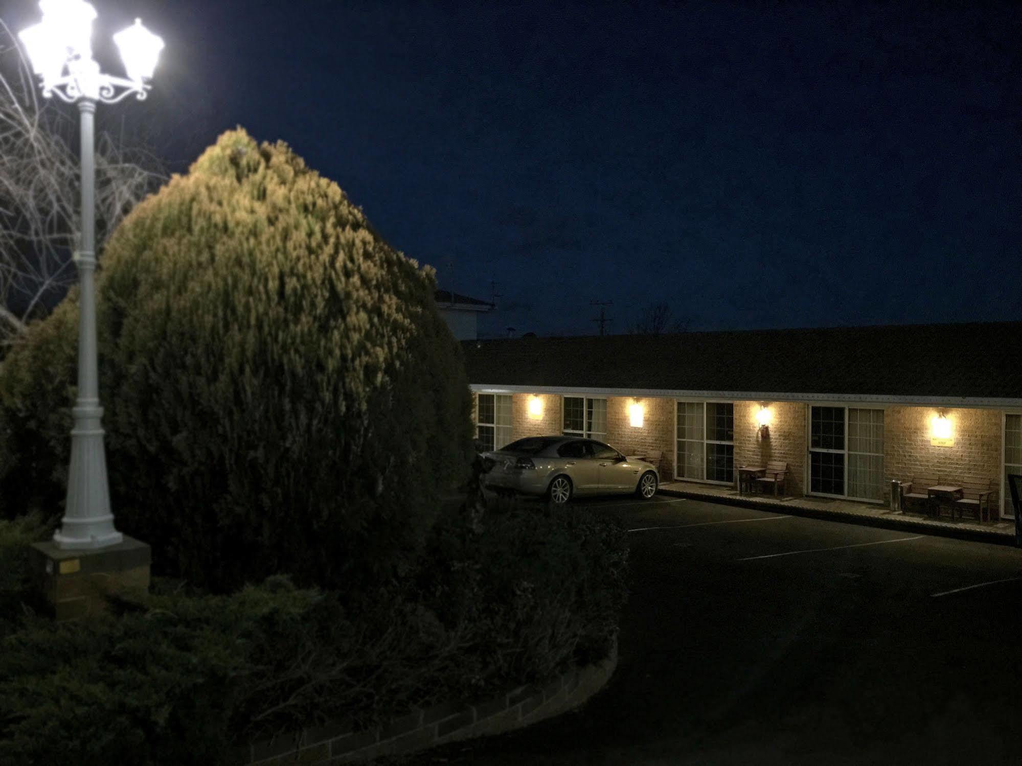 White Lanterns Motel Armidale Exterior photo