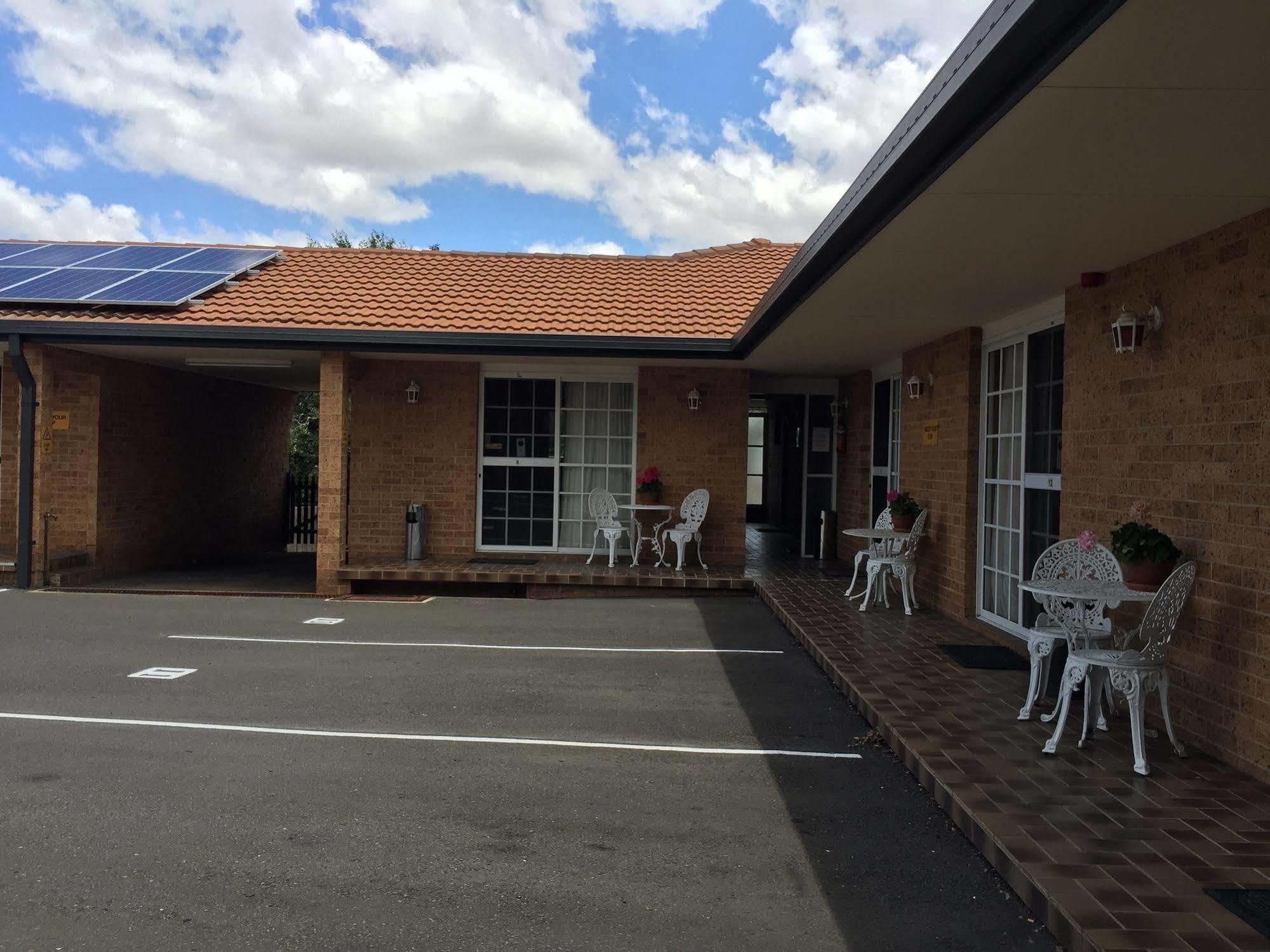 White Lanterns Motel Armidale Exterior photo